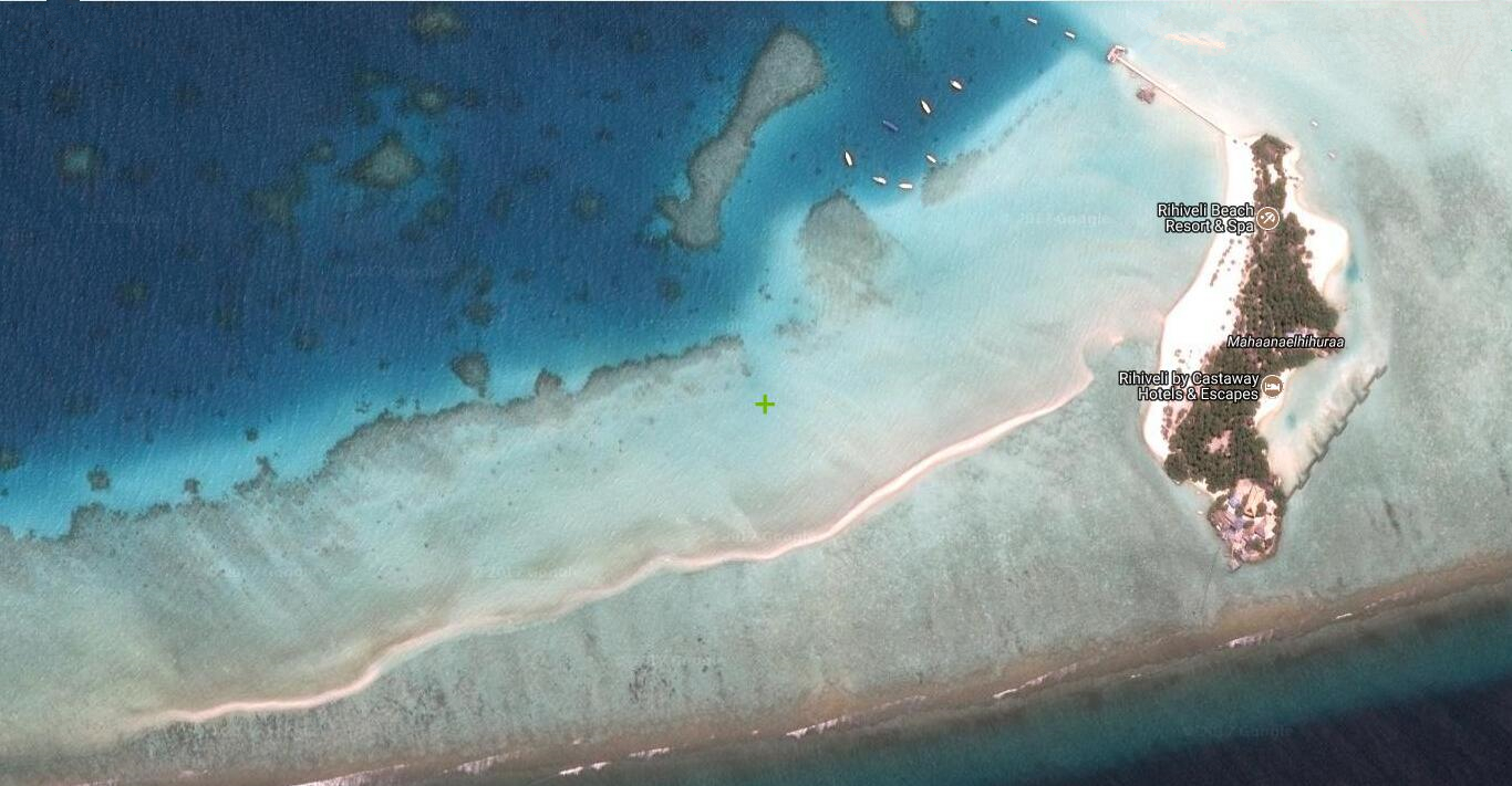 瑞希维丽岛 Rihiveli